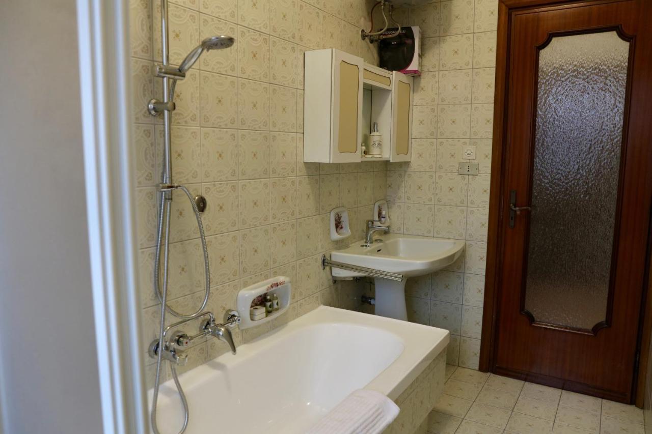 La Casa Dei Nonni - Ampio Trilocale Zona Lingotto Διαμέρισμα Τορίνο Εξωτερικό φωτογραφία