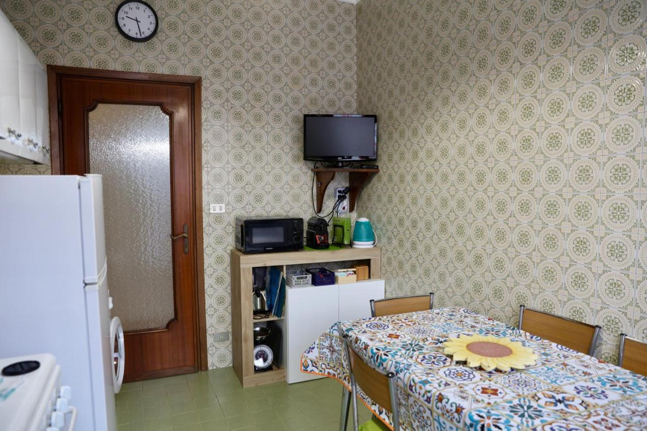 La Casa Dei Nonni - Ampio Trilocale Zona Lingotto Διαμέρισμα Τορίνο Εξωτερικό φωτογραφία